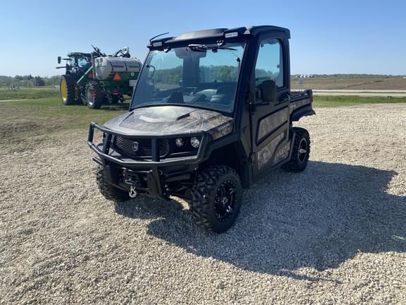 Image of John Deere XUV 835M equipment image 2