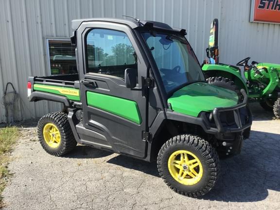 Image of John Deere XUV 835M Primary image