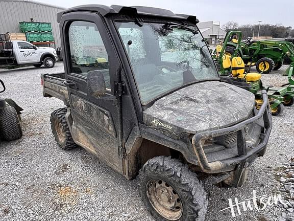 Image of John Deere XUV 835M Primary image