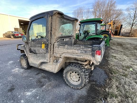 Image of John Deere XUV 835M equipment image 3