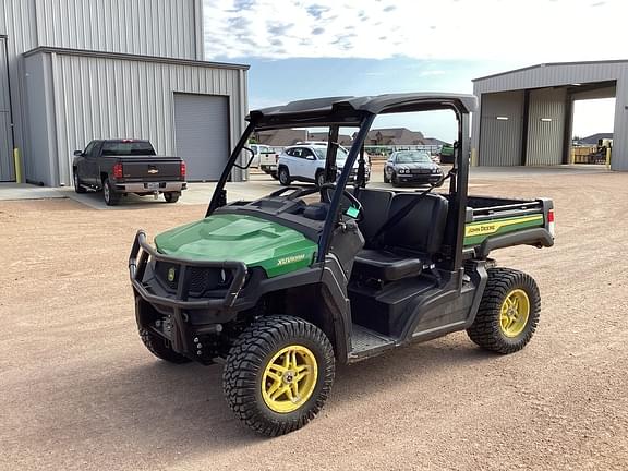 Image of John Deere XUV 835M Primary image