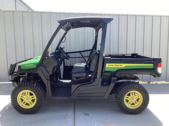 Image of John Deere XUV 835M Primary image