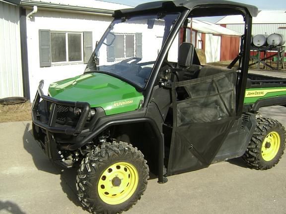Image of John Deere XUV 835M Primary image