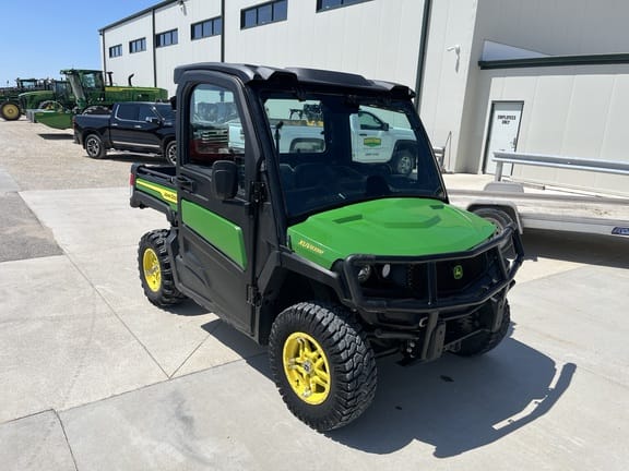 2023 John Deere XUV 835M Equipment Image0