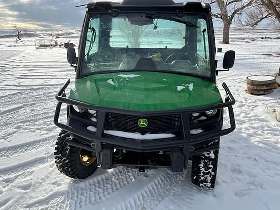 Image of John Deere XUV 835M Primary image