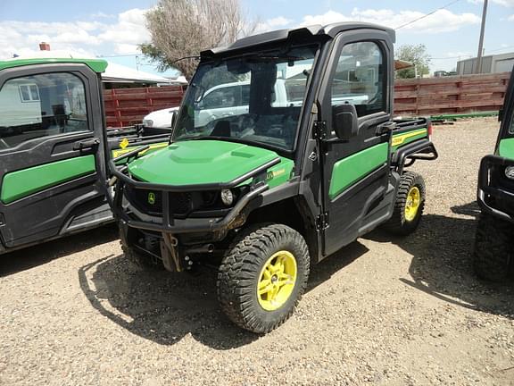 Image of John Deere XUV 835M equipment image 1