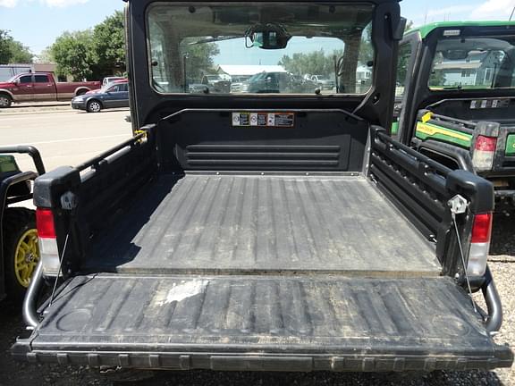 Image of John Deere XUV 835M equipment image 4