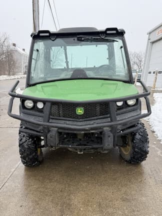 Image of John Deere XUV 835M equipment image 2