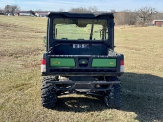 Image of John Deere XUV 835M equipment image 4