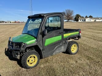 2023 John Deere XUV 835M Equipment Image0