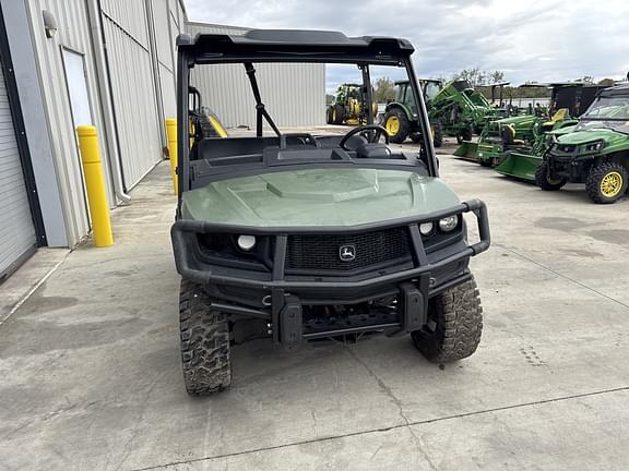 Image of John Deere XUV 835M equipment image 4