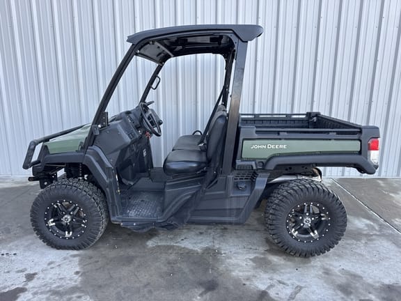 Main image John Deere XUV 835M
