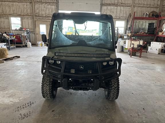 Image of John Deere XUV 835M equipment image 3