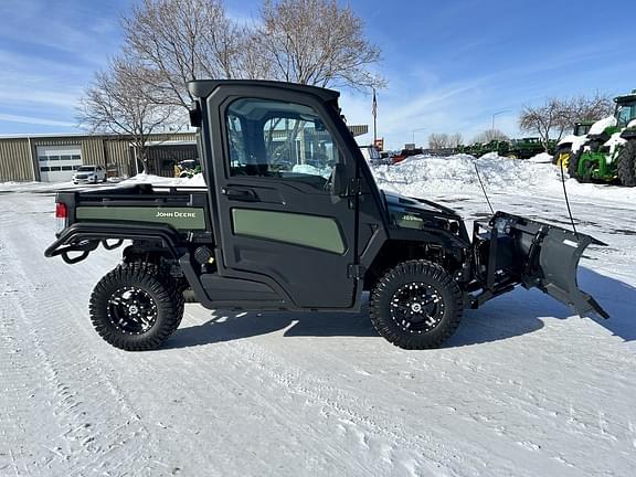 Image of John Deere XUV 835M equipment image 3