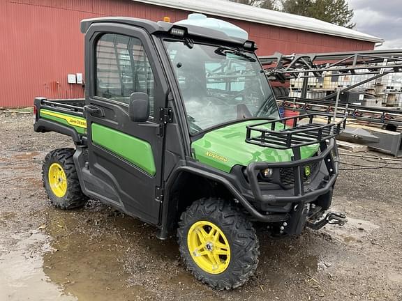 Image of John Deere XUV 835M equipment image 1