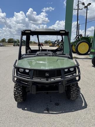 Image of John Deere XUV 835M equipment image 1