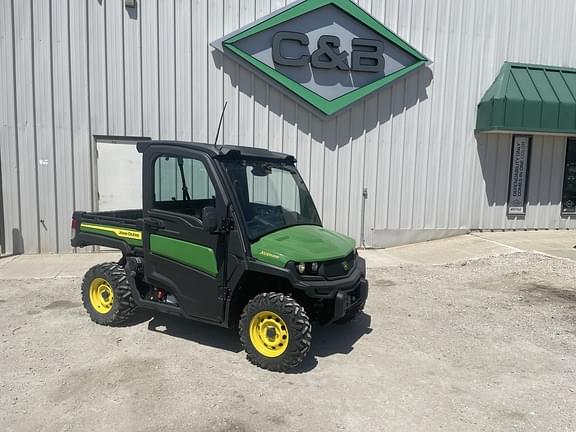 Image of John Deere XUV 835M Primary image