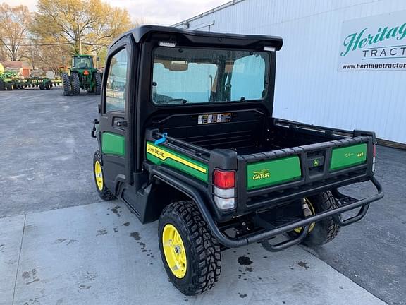 Image of John Deere XUV 835M equipment image 3