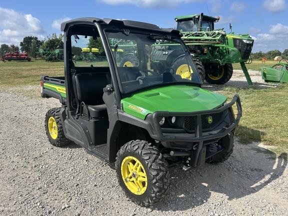Image of John Deere XUV 835M equipment image 3