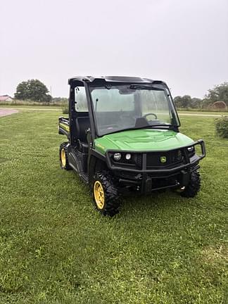 Image of John Deere XUV 835M equipment image 4