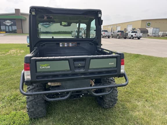 Image of John Deere XUV 835M equipment image 4