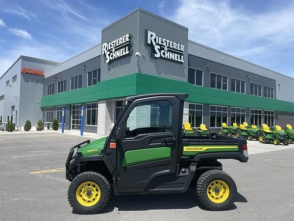 Image of John Deere XUV 835M Primary image