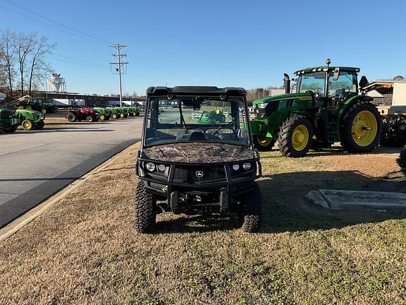 Image of John Deere XUV 835M equipment image 4