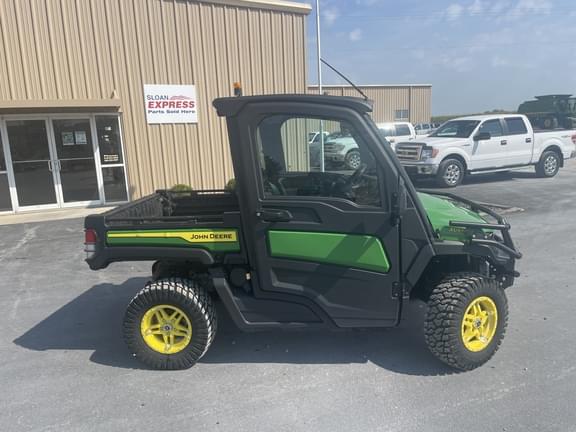 Image of John Deere XUV 835M equipment image 3
