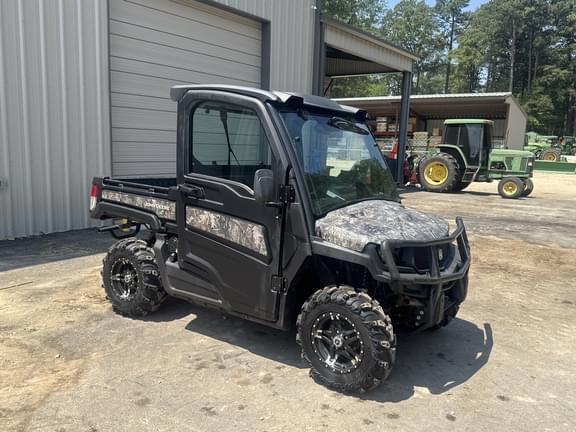 Image of John Deere XUV 835M equipment image 2