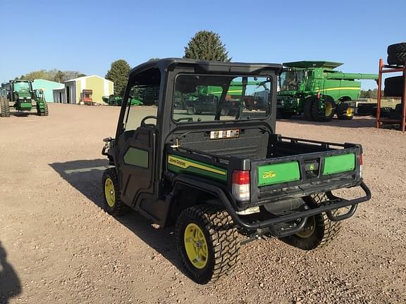 Image of John Deere XUV 835M equipment image 3