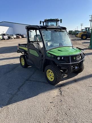 Image of John Deere XUV 835M equipment image 1