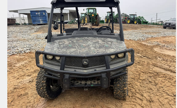 Image of John Deere XUV 835M equipment image 3