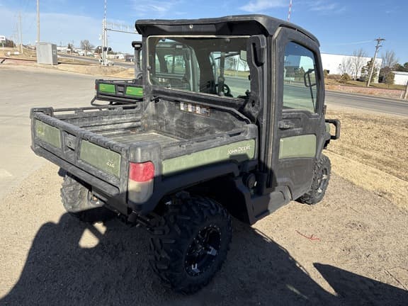 Image of John Deere XUV 835M equipment image 2