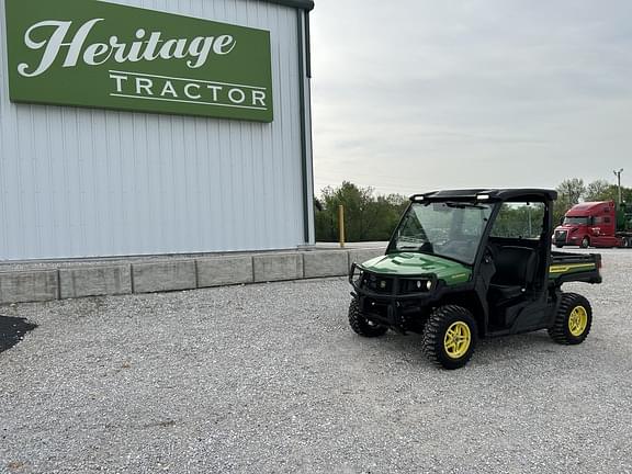 Image of John Deere XUV 835M Primary image