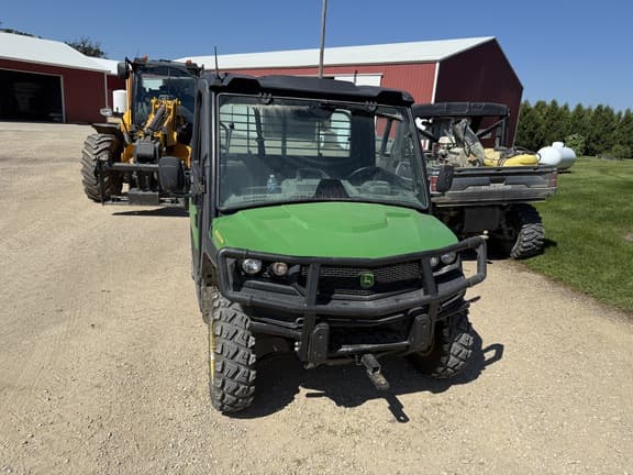 Image of John Deere XUV 835M Primary image