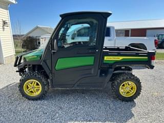 Image of John Deere XUV 835M equipment image 2