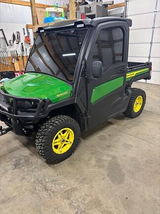 Image of John Deere XUV 835M equipment image 1