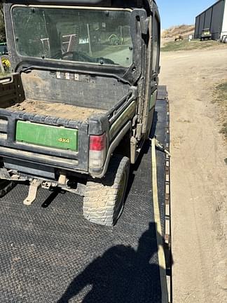 Image of John Deere XUV 835M equipment image 4