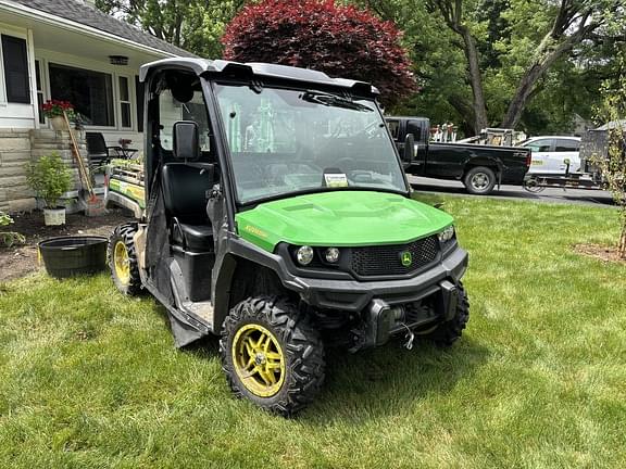 Image of John Deere XUV 835M Primary image