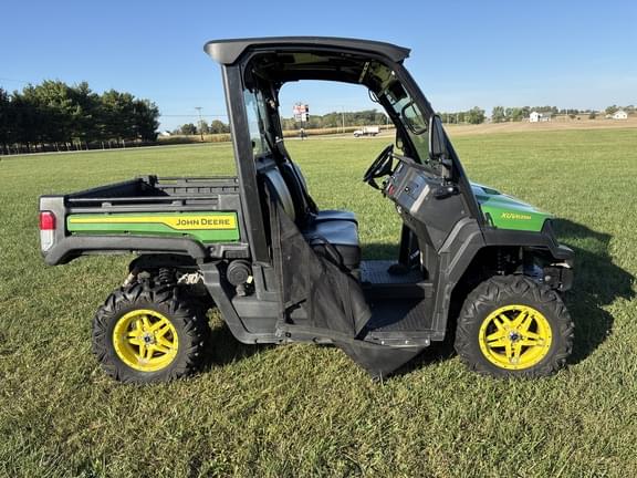 Image of John Deere XUV 835M Primary image