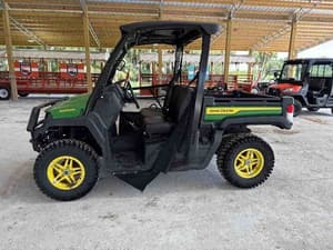2023 John Deere XUV 835M Image