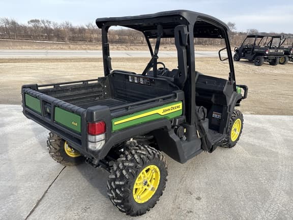 Image of John Deere XUV 835M equipment image 4