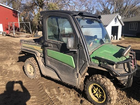 Image of John Deere XUV 835M Primary image