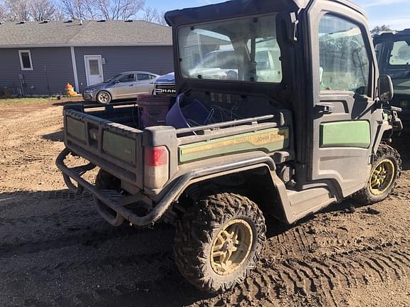 Image of John Deere XUV 835M equipment image 2