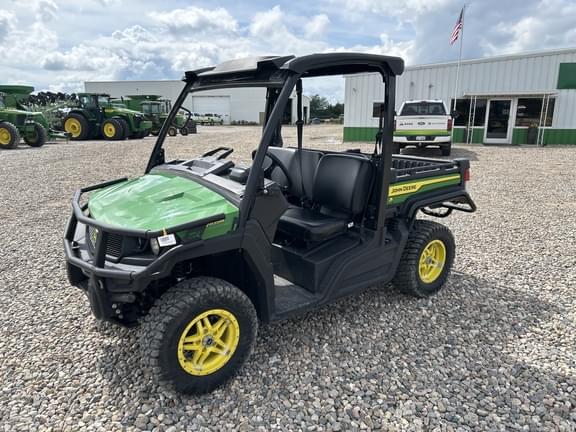 Image of John Deere XUV 835M Primary image