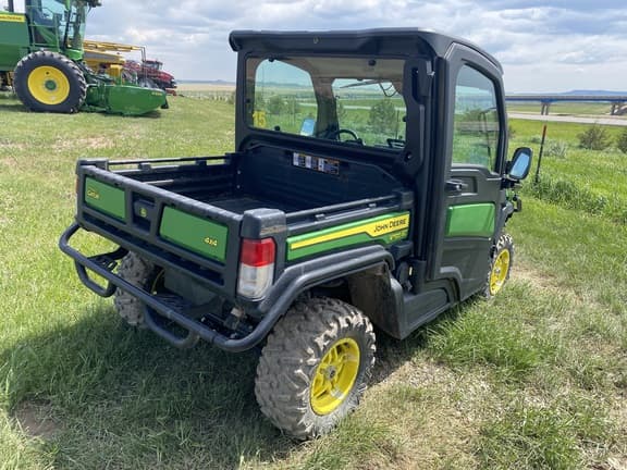 Image of John Deere XUV 835M equipment image 4