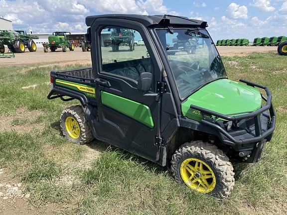 Image of John Deere XUV 835M Primary image