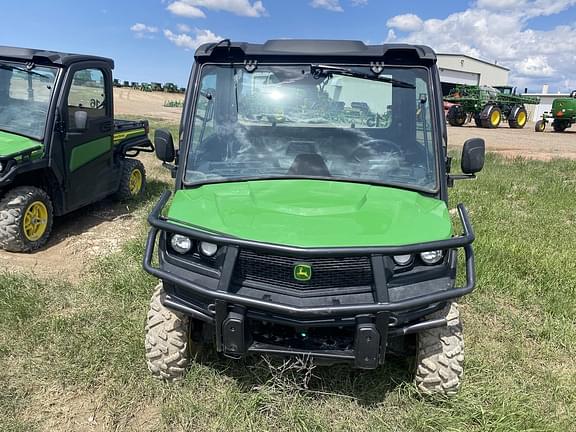 Image of John Deere XUV 835M equipment image 4