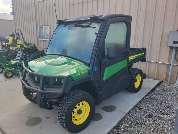 Image of John Deere XUV 835M Primary image