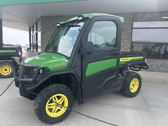 Image of John Deere XUV 835M Primary image